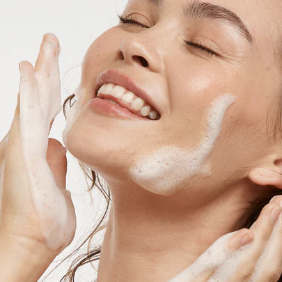 Glucoside foaming cleanser