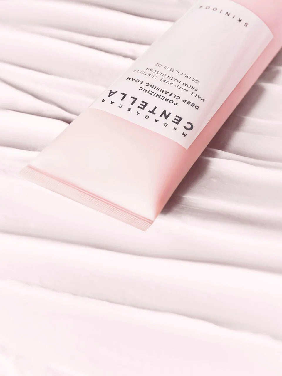 Madagascar Centella Poremizing Deep Cleansing Foam